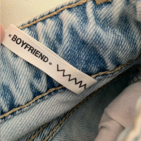 Garage Mid-Rise Ripped Boyfriend Jeans Size 3 - Picture 5 of 7